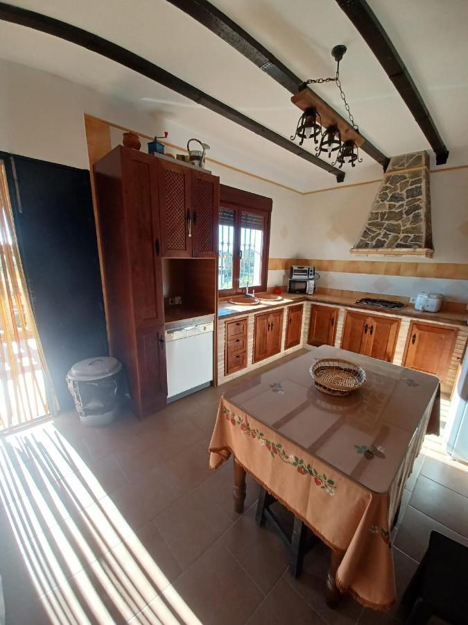 Villa Martinez Alquiler Rural Isabel Alcalá del Valle Esterno foto