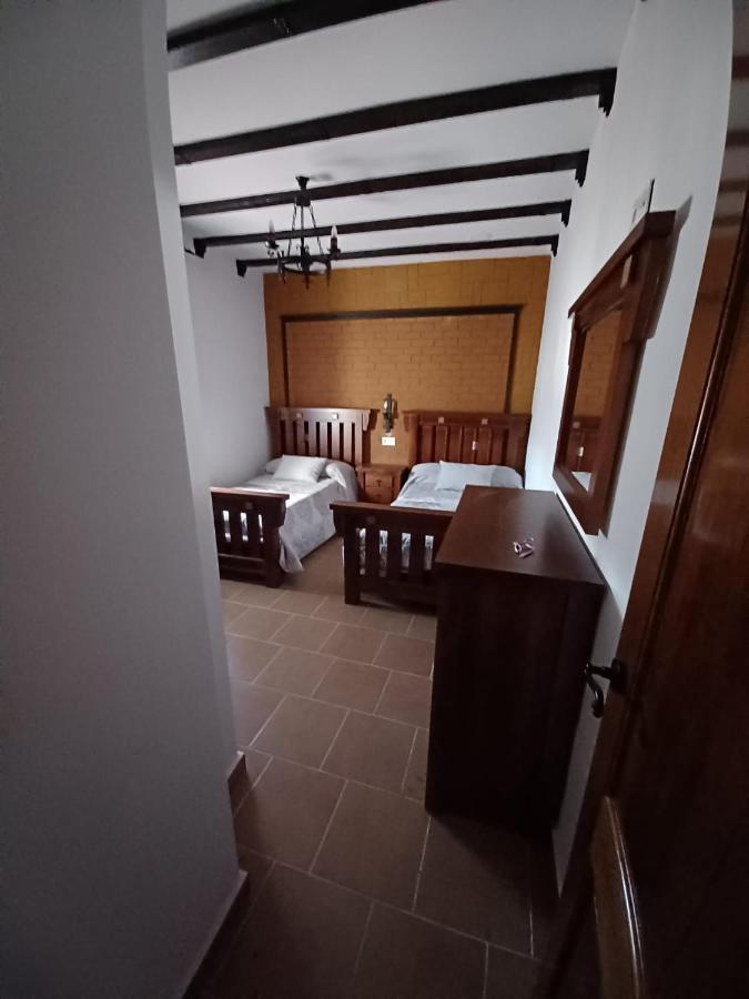 Villa Martinez Alquiler Rural Isabel Alcalá del Valle Esterno foto