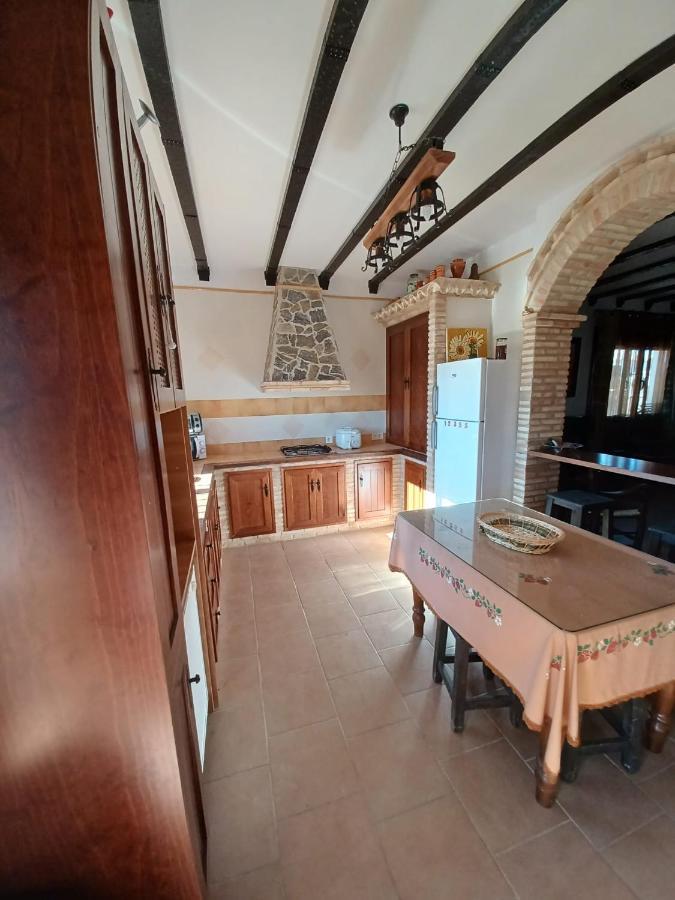Villa Martinez Alquiler Rural Isabel Alcalá del Valle Esterno foto