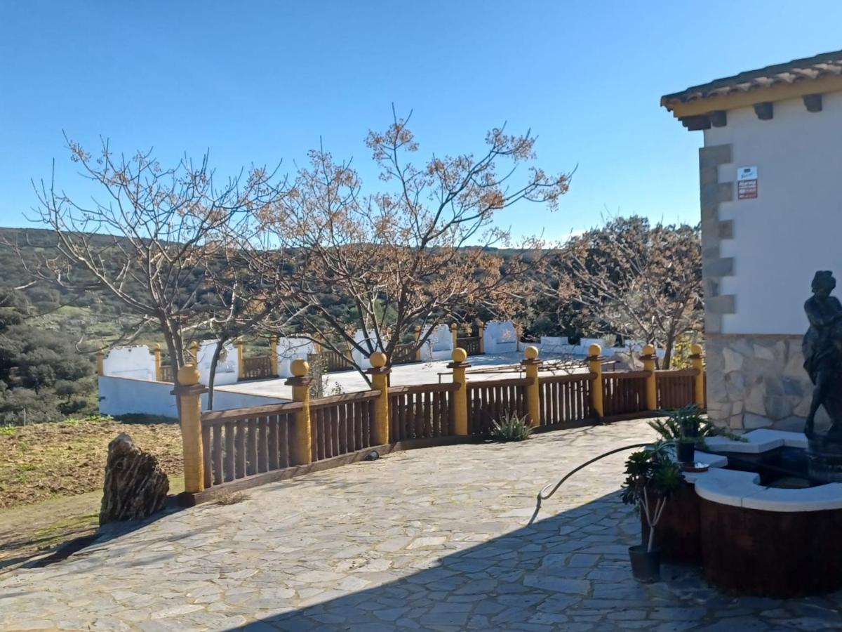 Villa Martinez Alquiler Rural Isabel Alcalá del Valle Esterno foto