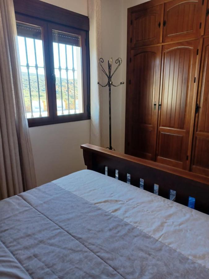 Villa Martinez Alquiler Rural Isabel Alcalá del Valle Esterno foto